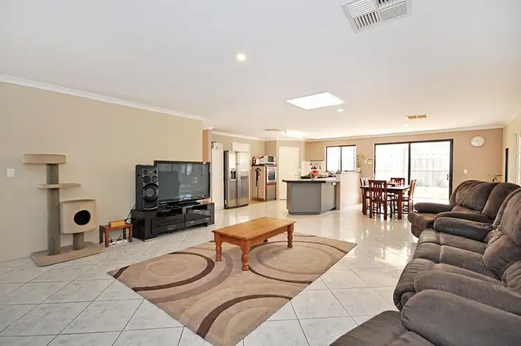 8 Killara Avenue, Ellenbrook WA 6069