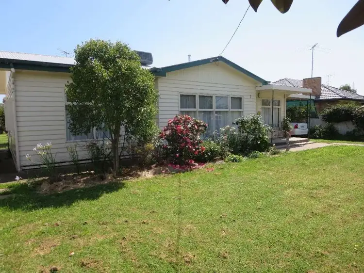 7 Pioneer Place, Walla Walla NSW 2659
