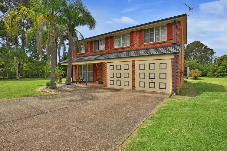 14 Elvin Drive, Bomaderry NSW 2541