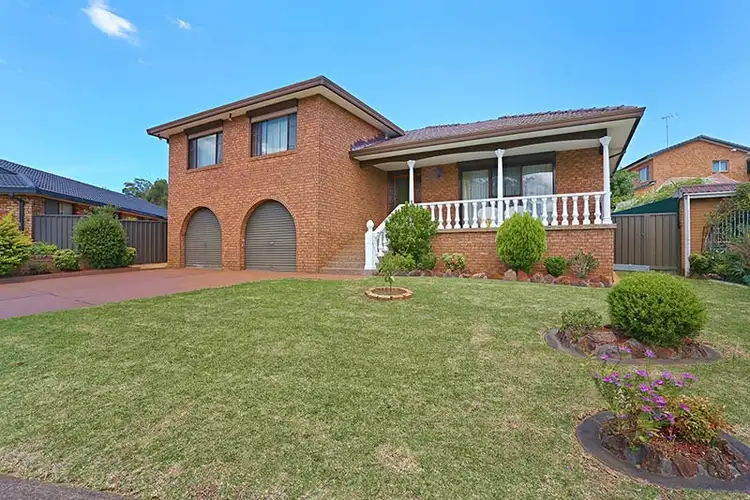 7 Curran Street, Prairiewood NSW 2176
