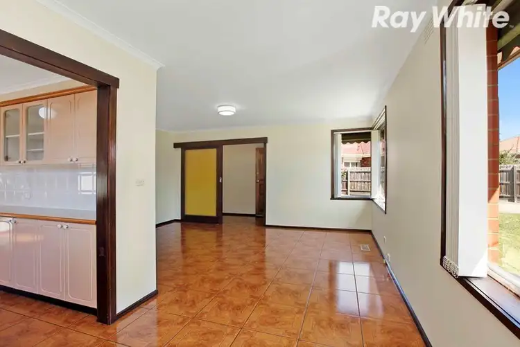 Fifth view of Homely house listing, 4 Beno Court, Thomastown VIC 3074