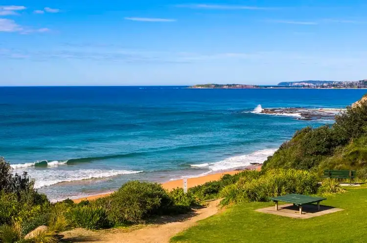 62 Narrabeen Park Parade, Warriewood NSW 2102