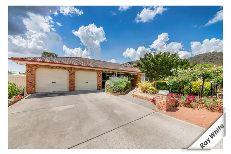 18 Dobell Circuit, Conder ACT 2906