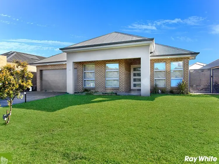 34 Wingello Crescent, Albion Park NSW 2527