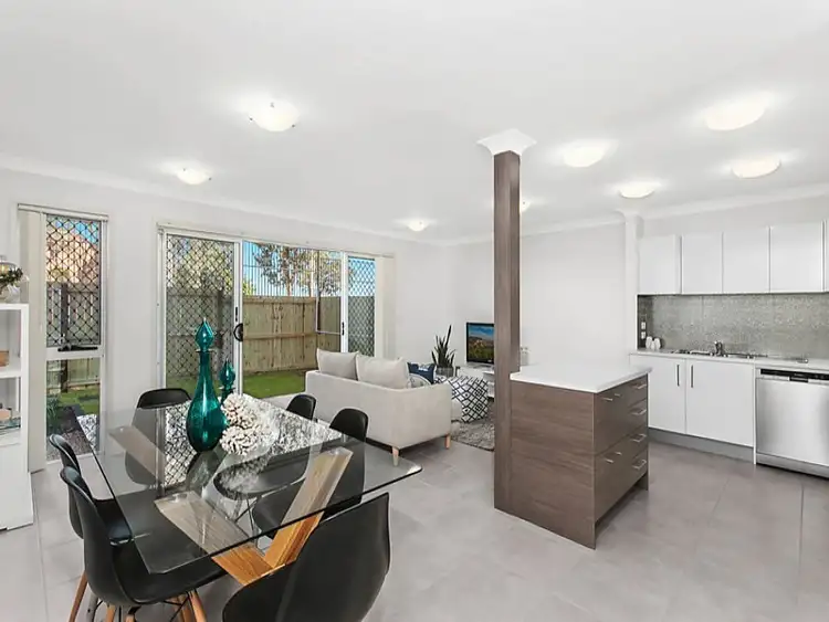 15/490 Pine Ridge Road, Coombabah QLD 4216