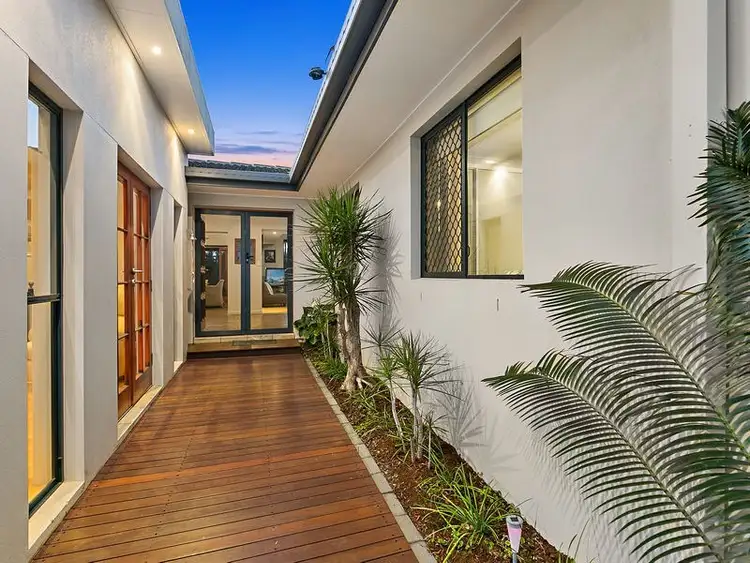 Fourth view of Homely house listing, 33 Coogeen Street, Sorrento QLD 4217