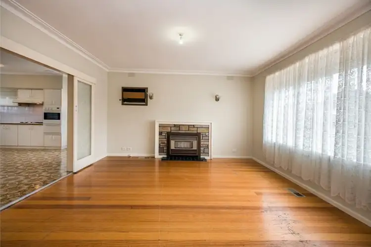 Fifth view of Homely house listing, 19 Kingsway Drive, Lalor VIC 3075