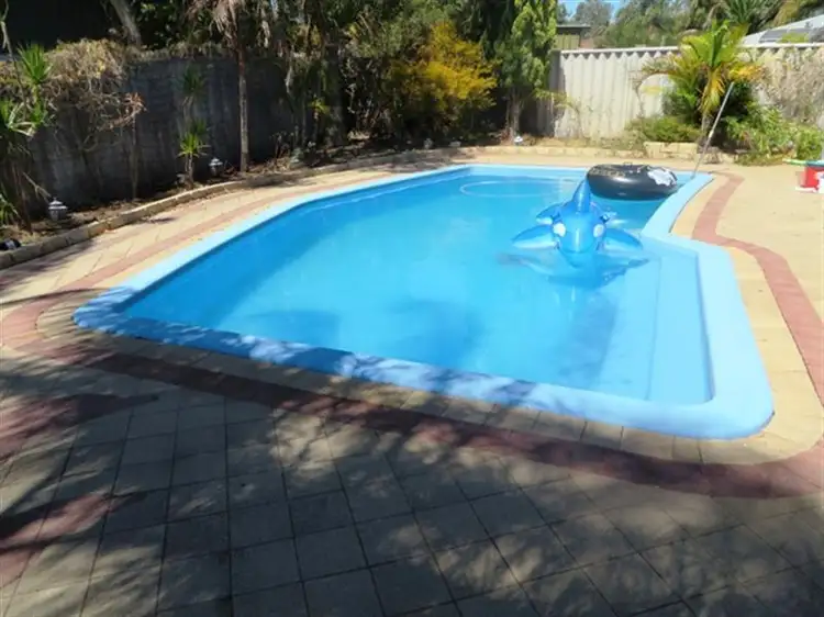 Second view of Homely house listing, 21 Stipling Gardens, Leda WA 6170