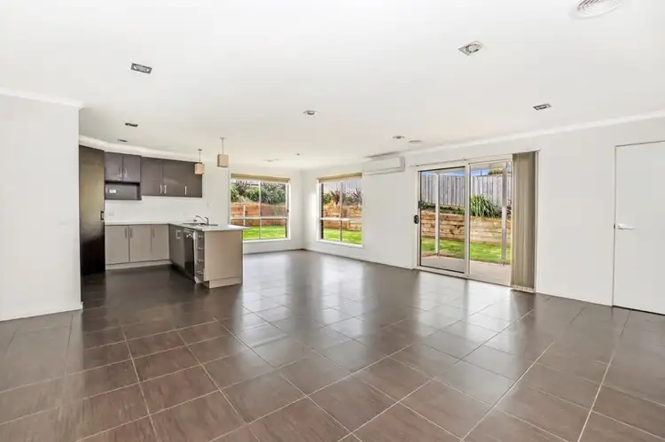 Second view of Homely house listing, 8 Dennington Rise, Warrnambool VIC 3280