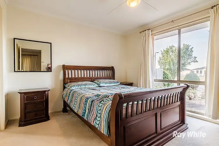 Fifth view of Homely house listing, 20 Genoa Way, Cranbourne West VIC 3977