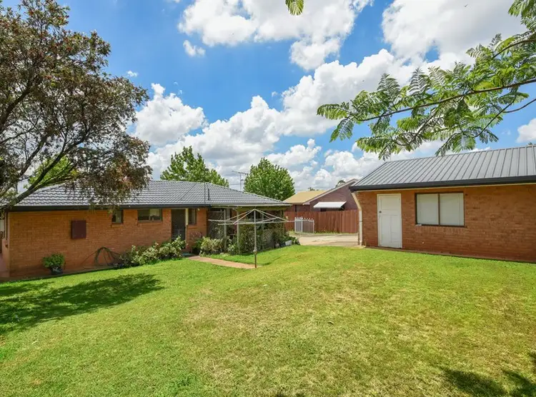 Second view of Homely house listing, 8 Champagne Crescent, Wilsonton Heights QLD 4350