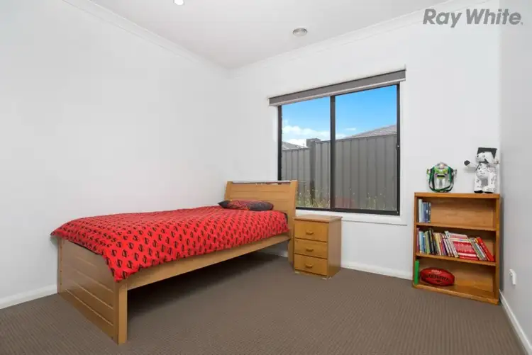 Sixth view of Homely house listing, 7 Viewmont Avenue, Craigieburn VIC 3064