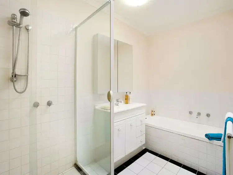 Fifth view of Homely unit listing, 2/7 Warrigal Road, Hughesdale VIC 3166