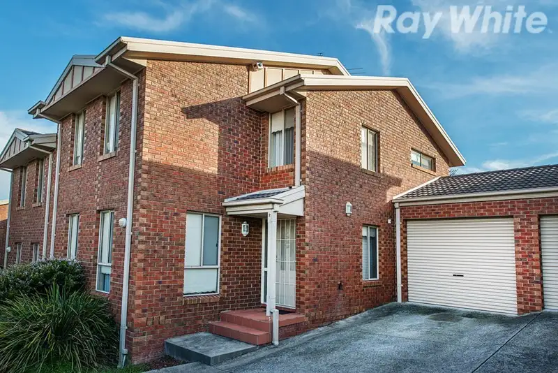 Main view of Homely townhouse listing, 2/18 Rosella Avenue, Boronia VIC 3155