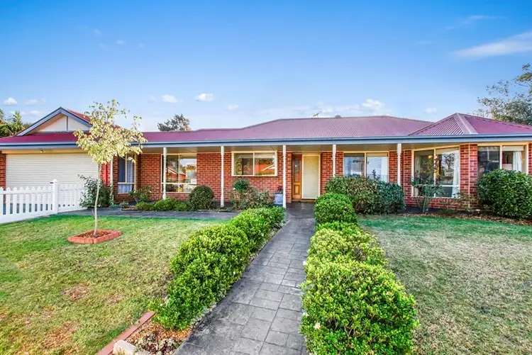 21 Michael Lane, Mount Evelyn VIC 3796