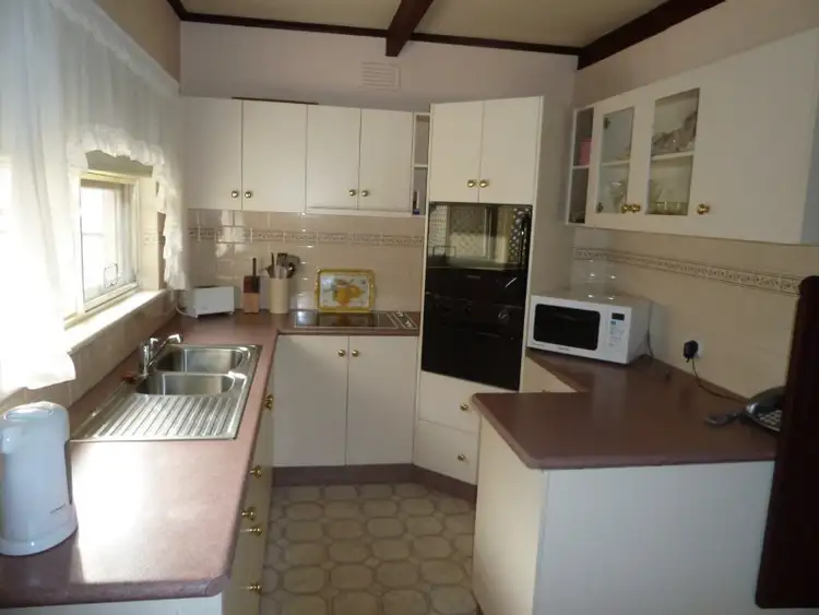Second view of Homely house listing, 1 Kilsby Place, Mount Gambier SA 5290
