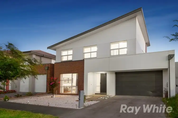27 Exhibition Drive, Mulgrave VIC 3170