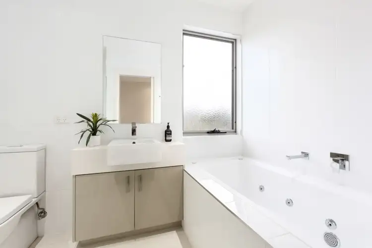 Seventh view of Homely townhouse listing, 2/41 Margot Street, Chadstone VIC 3148