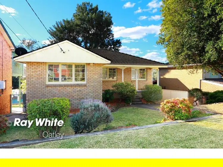 13 Waterside Parade, Peakhurst Heights NSW 2210