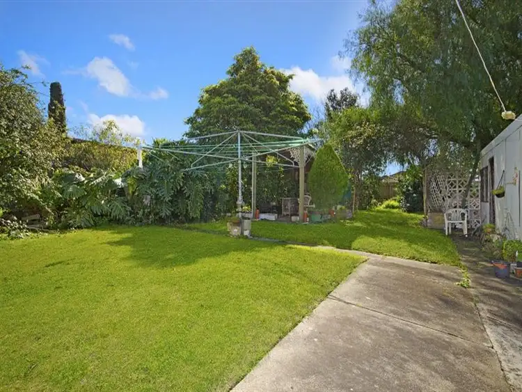 Sixth view of Homely house listing, 16 Langibanool Avenue, Hamlyn Heights VIC 3215