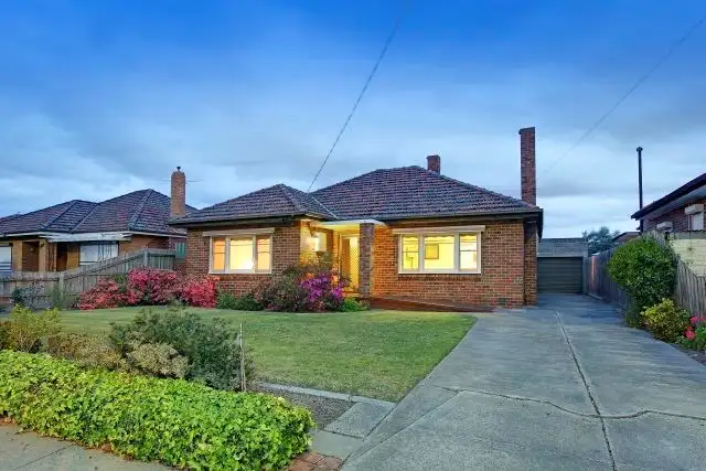 8 Orrong Avenue, Reservoir VIC 3073