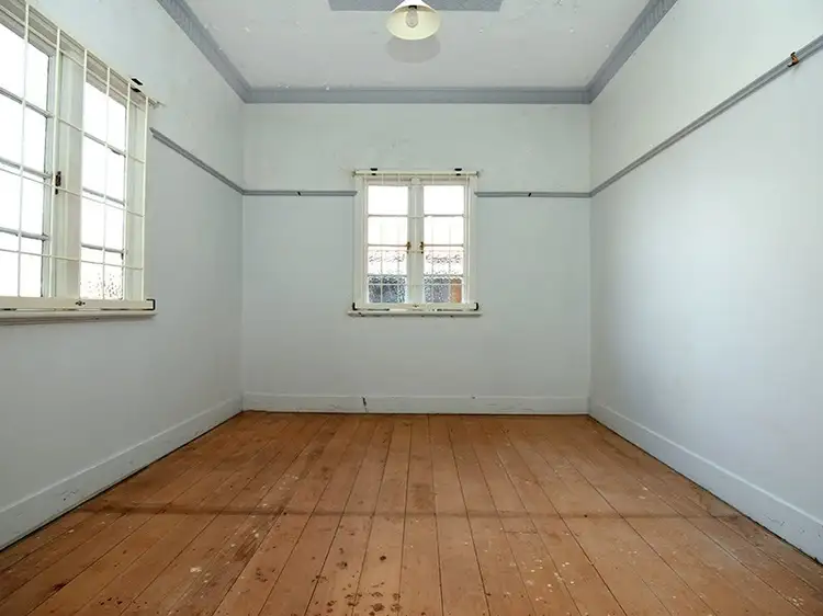 Fifth view of Homely house listing, 10 Collins Street, Mount Lofty QLD 4350