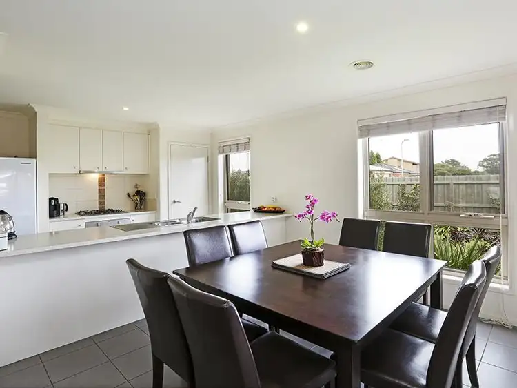 Sixth view of Homely house listing, 8 Bellagio Court, Whittington VIC 3219