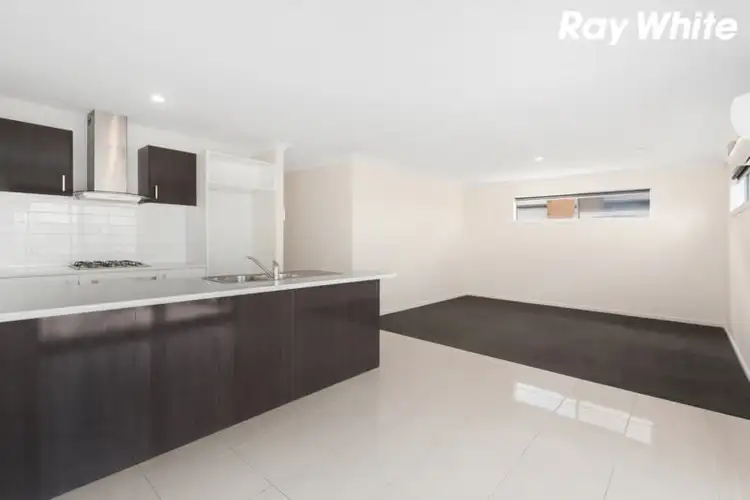 Sixth view of Homely house listing, 40 Cascade Way, Pakenham VIC 3810