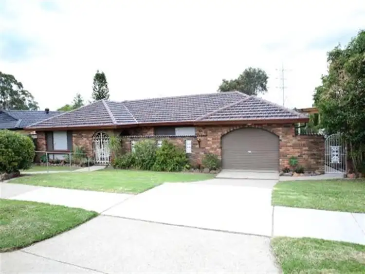 61 Kalang Road, Edensor Park NSW 2176