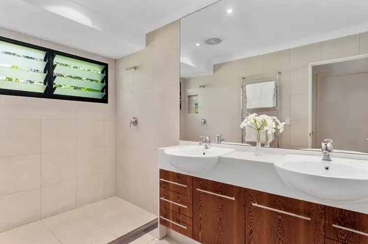 Sixth view of Homely house listing, 32 Coogeen Street, Sorrento QLD 4217