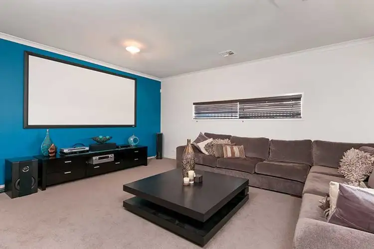 Seventh view of Homely house listing, 6 Mallacoota Way, Craigieburn VIC 3064