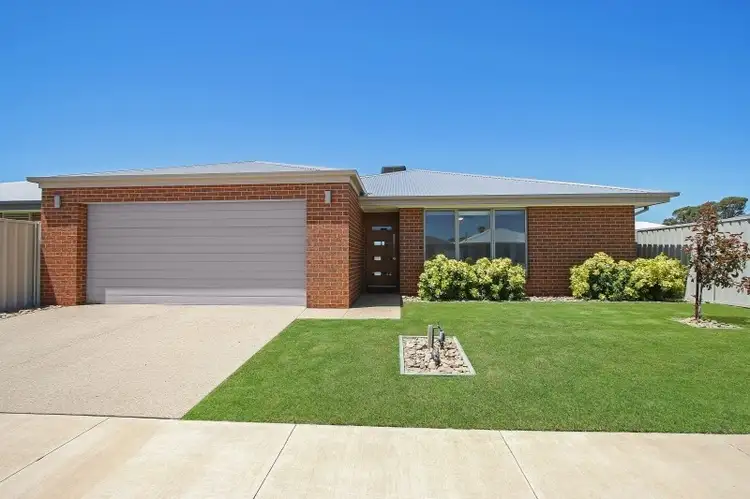 6 Vine Street, Yarrawonga VIC 3730