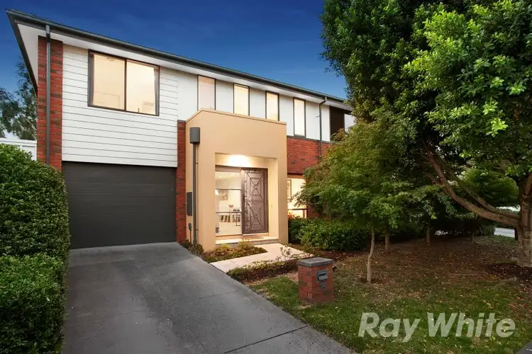 18 Southampton Drive, Mulgrave VIC 3170