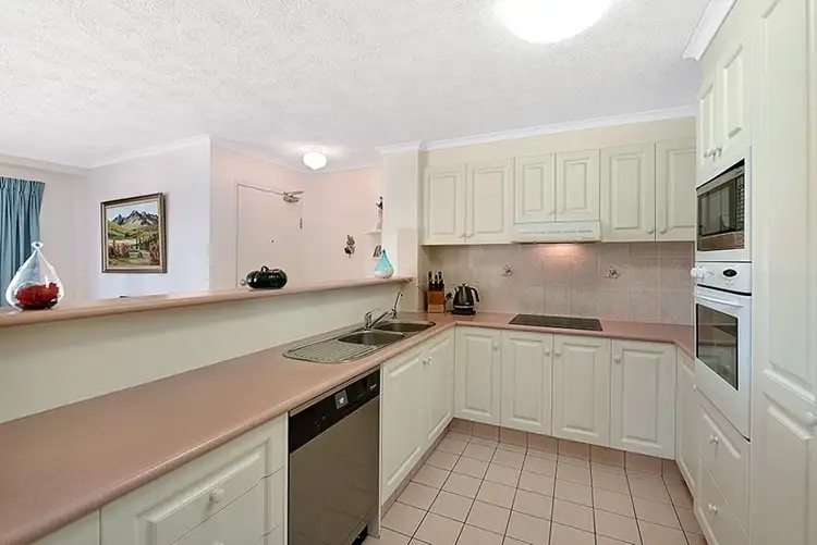 Fifth view of Homely apartment listing, 5/12 Britannia Avenue, Broadbeach QLD 4218