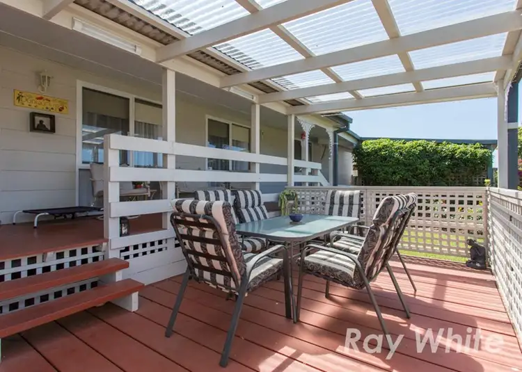 2 Warren Crescent, Hastings VIC 3915