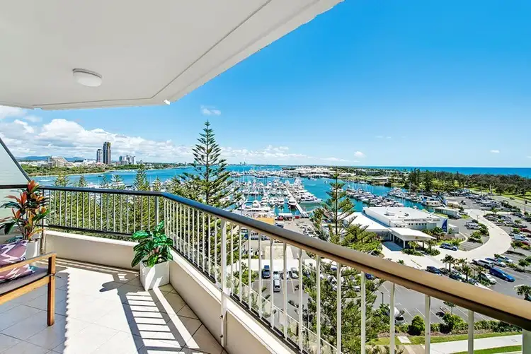 18 Macarthur Parade, Main Beach QLD 4217
