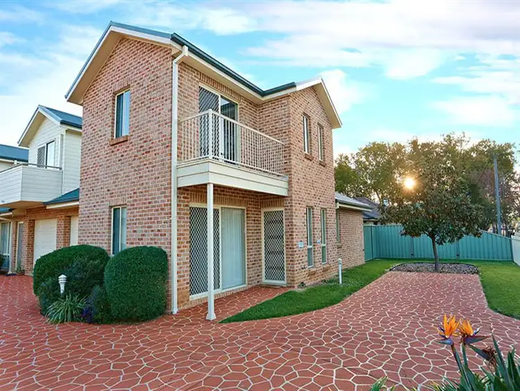 8/182 March Street, Richmond NSW 2753