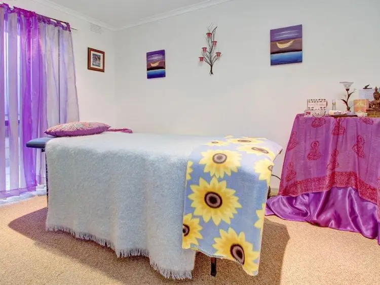 Fourth view of Homely unit listing, 1/10 Jindalee Court, Frankston VIC 3199