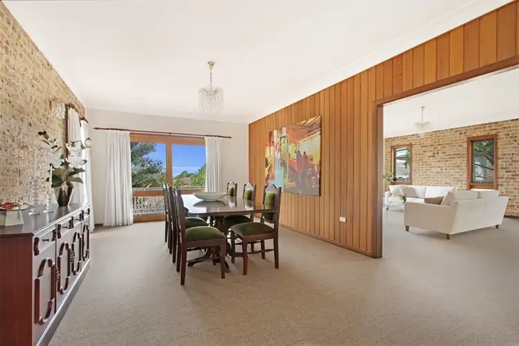 29 Peace Crescent, Balgownie NSW 2519