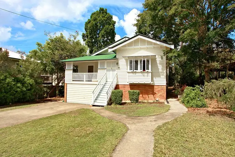 86 School Road, Yeronga QLD 4104