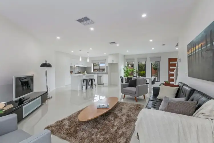 Fifth view of Homely house listing, 39 Hurlstone Crescent, Mill Park VIC 3082