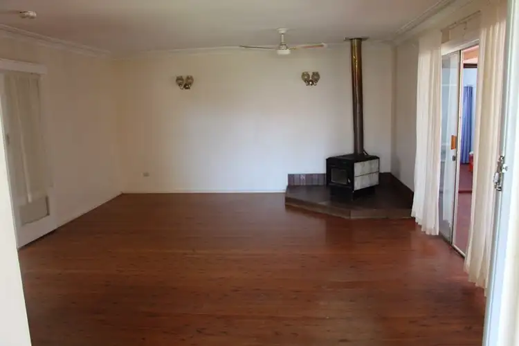 Fifth view of Homely house listing, 18 Ryanda Street, Guyra NSW 2365