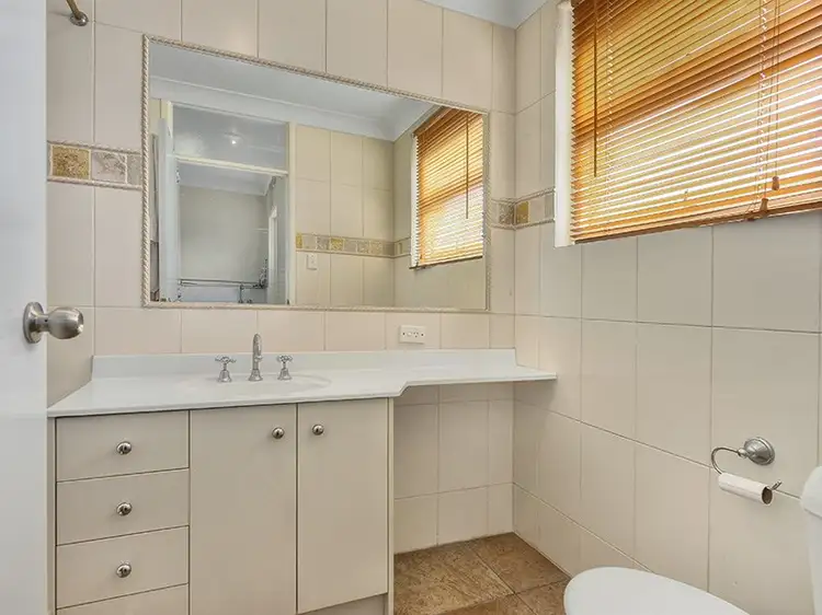 Sixth view of Homely unit listing, 4/26 London Road, Clayfield QLD 4011