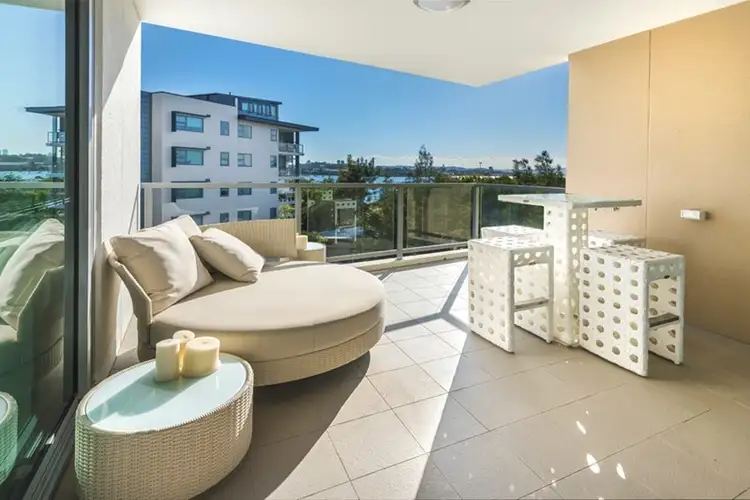 2405/118 Parkside Circuit, Hamilton QLD 4007