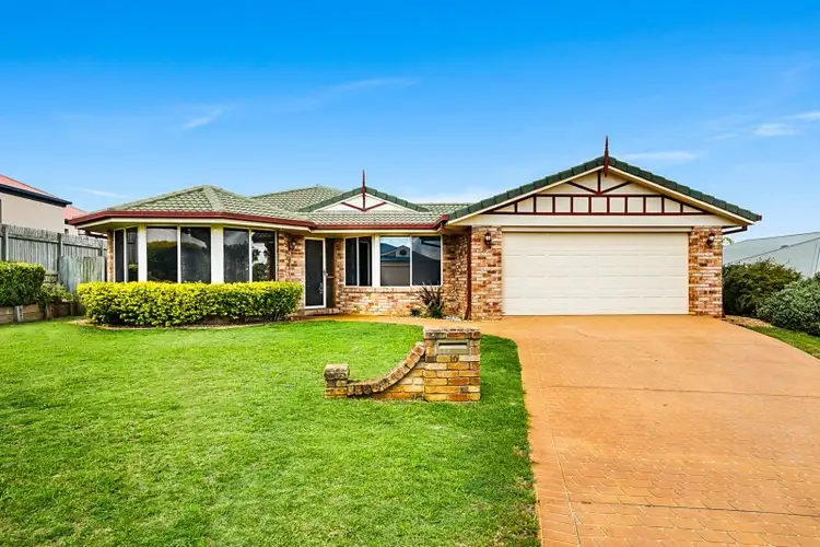 10 Paddington Court, Middle Ridge QLD 4350