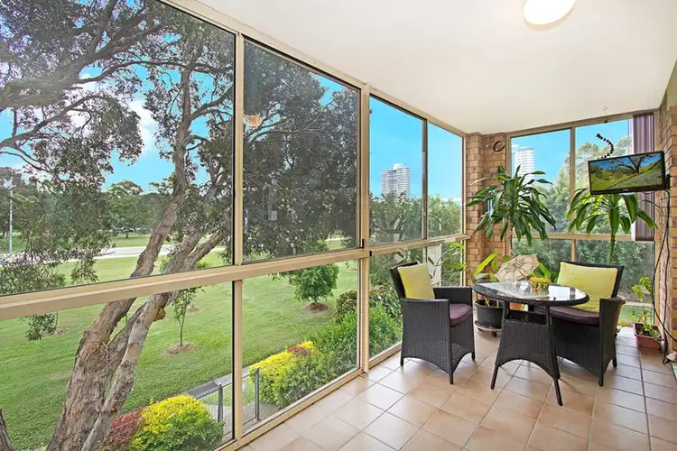 2/16a Warrawong Street, Coolangatta QLD 4225