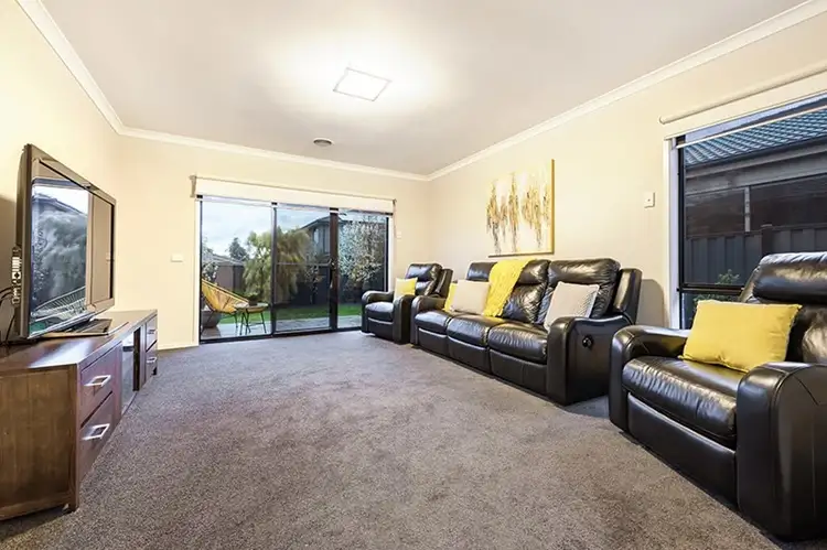 Sixth view of Homely house listing, 5 Humber Street, Craigieburn VIC 3064