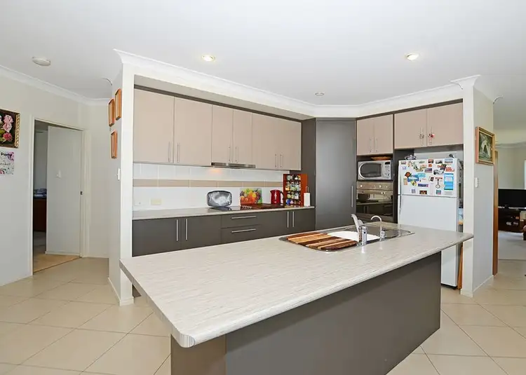 Sixth view of Homely house listing, 5 Bayridge Heights Drive, Nikenbah QLD 4655