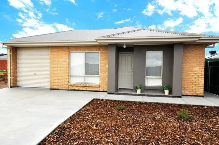 40 Camelot Drive