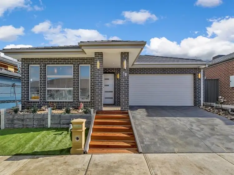 18 Erindale Rise, Mernda VIC 3754